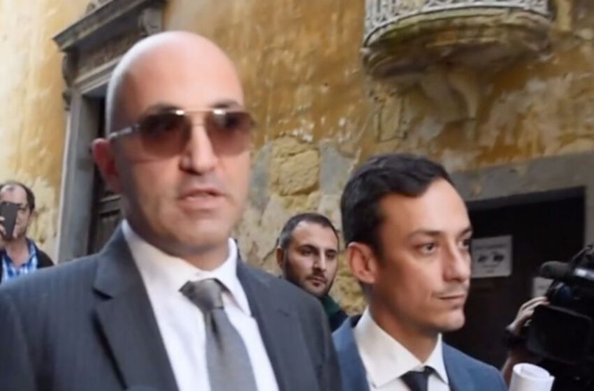  Ġurnalist Tat-Times Jgħid Li Ġie Offrut Karti Tal-€500 Mill-Avukati Ta’ Yorgen Fenech