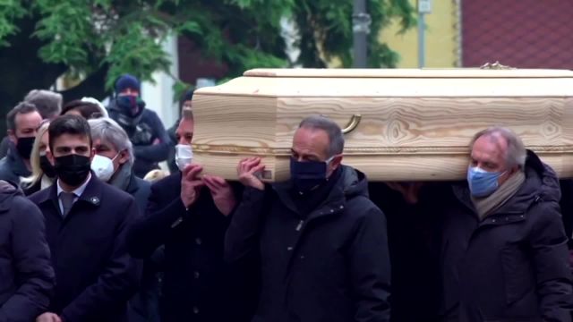  Serqa Fid-Dar Ta’ Paolo Rossi Waqt Li Kien Għaddej Il-Funeral Tiegħu