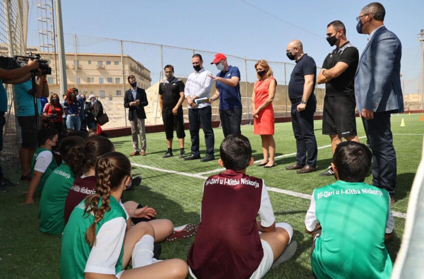  Unur Għal Malta Jasal Infantino.. Aktar Tard Jinawgura L-Mużew Tal-Futbol.. Minn Malta Jitlaq Baku Għal Euro 2020