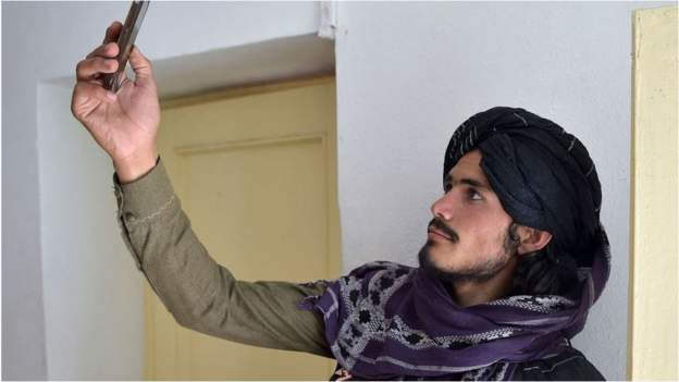  Facebook Jipprojbixxi Kontenut Taliban – Se Jwaqqfulhom Ukoll Whatsapp