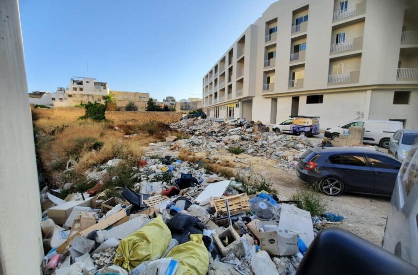  “Ara Taqtgħux Fejn Dawn Ir-Ritratti?…Beirut Fis-Snin 80, Kabul Fis-Snin 90 Jew Birkirkara?” – Il-MP Adrian Delia