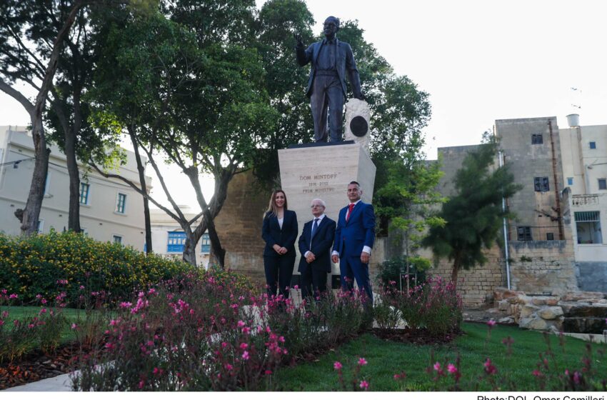  Inawgurat monument f’ġieħ l-eks Prim Ministru Dom Mintoff